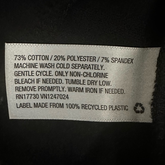 NWOT VICTOR GLEMAUD x TARGET Women’s Black High-Rise Flare Sweatpants Size M - Picture 5 of 8